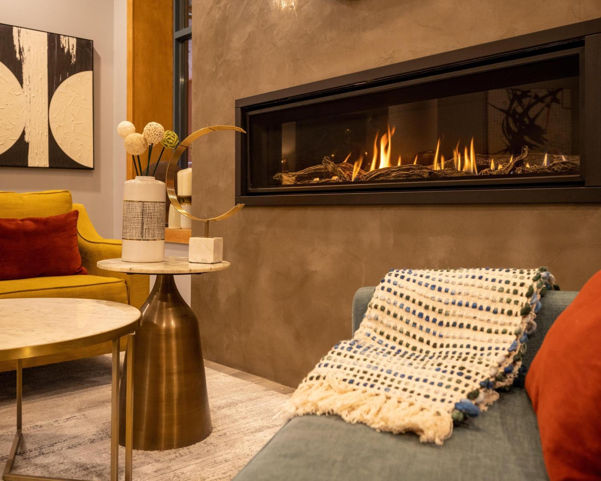 Alpenglow Lodge Family & Work Retreat By Mva ウィスラー エクステリア 写真
